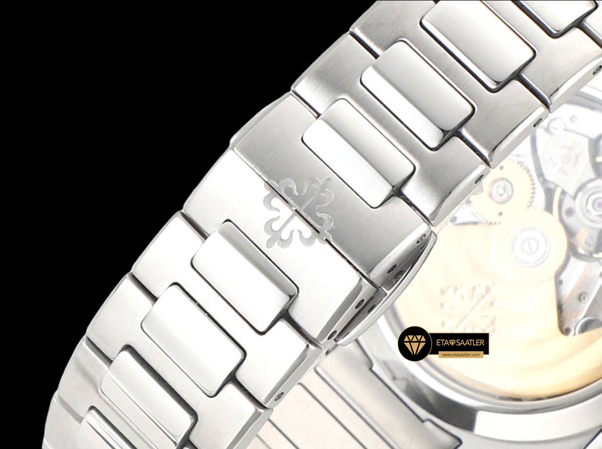 Patek Philippe 7118 Nautilus 35mm Beyaz Kadran 316F Çelik ETA (7) Patek Philippe 7118 Nautilus 35mm Beyaz Kadran 316F Çelik ETA