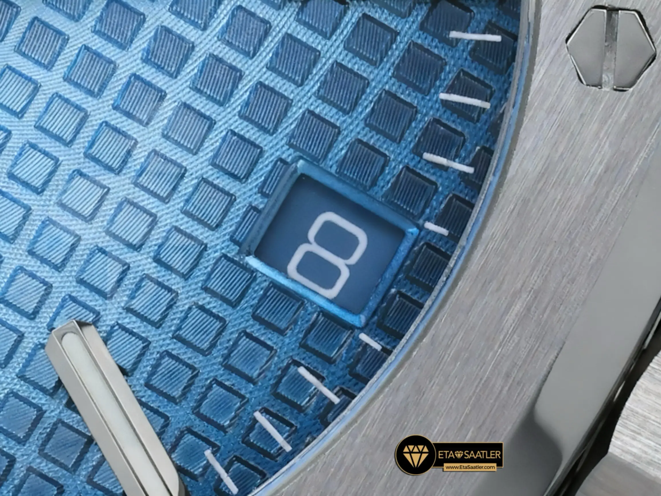 audemars-piguet-royal-oak-15510bc-ombre-blue-dial-super-clone-eta-01