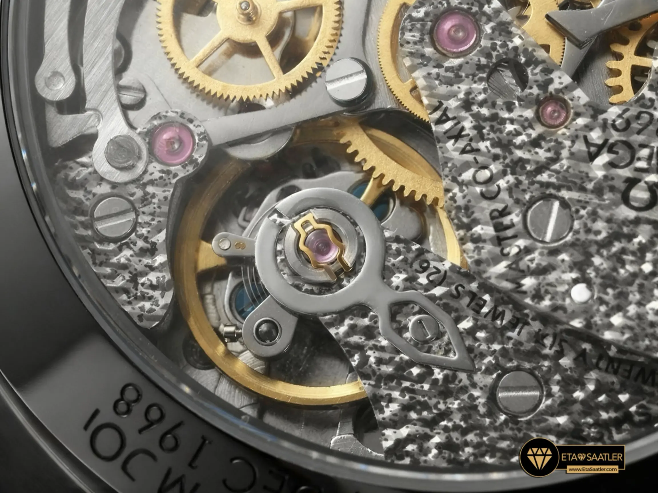 omega-speedmaster-dark-side-of-the-moon-apollo-8-black-ceramic-super-clone-eta-04