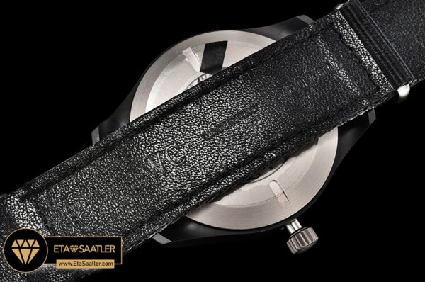 Iwc0437b 12 12