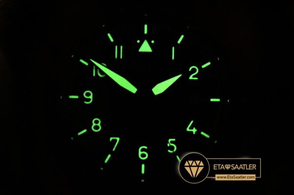 Iwc0437b 24 24