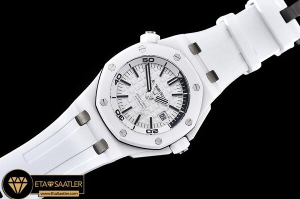 AP0546 – Royal Oak Diver 15707CE CERRU White JF V2 MY9015 Mod modelleri