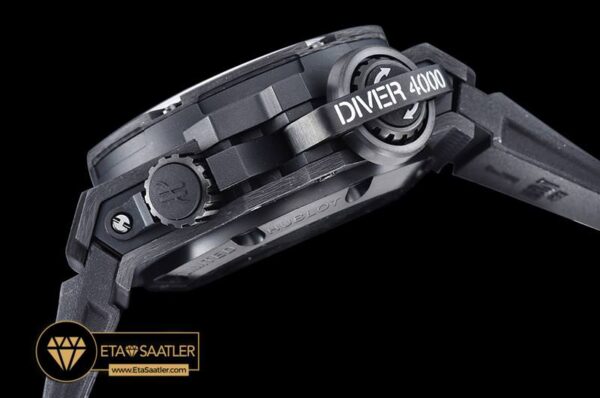 HUB0338B – King Power OceanGraphic 4000 CFRU Black V6F A7750 modelleri