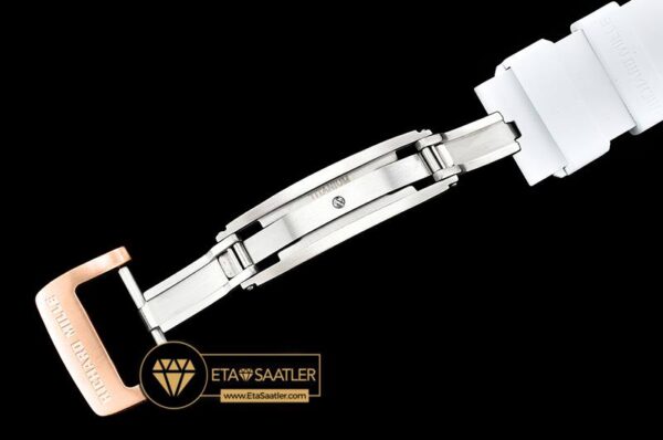 RM0165B – RM035-02 Americas RGRU Wht Skele Blk KVF MY8215 Mod modelleri