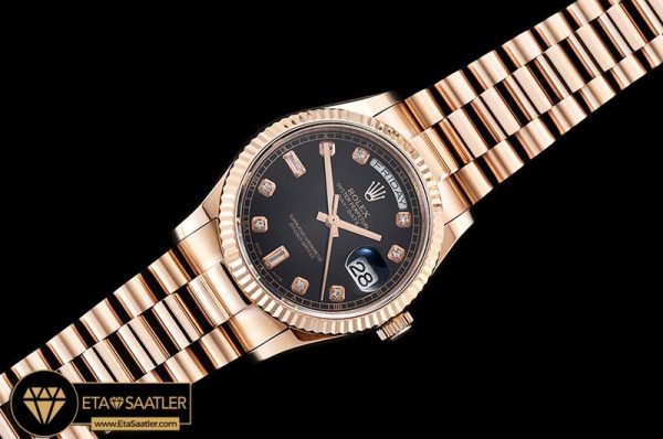 RDD0213A – DayDate 36mm Flt RGRG Black Diam BP Swiss 2836 08.jpg modelleri