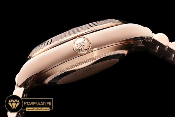 RDD0195B – DayDate 228206 RGRG Brown Roman BP Swiss 2836 13.jpg modelleri