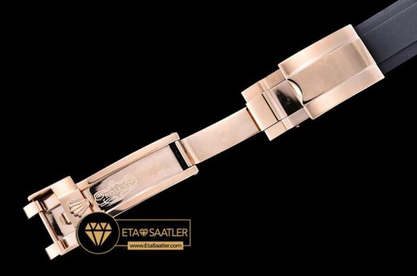 ROLYM135B – YachtMaster 40 116695SATS RGRU Black BP Swiss 2836 04.jpg modelleri